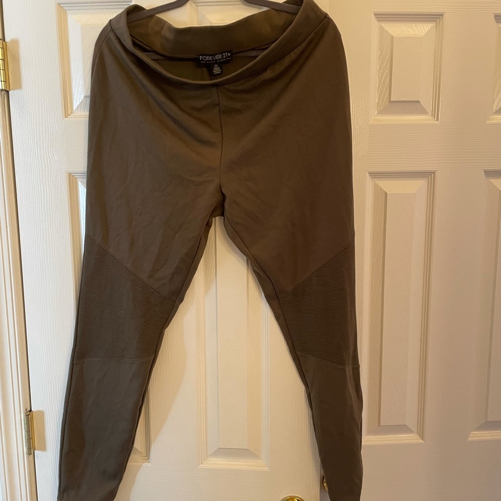 Forever 21 Olive Leggings